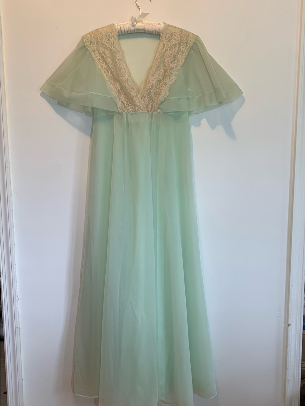 Vintage 70’s Shadowline Peignoir Set Sheer Chiffon Nightgown & Robe - Picture 3 of 14